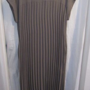 New Ladies Mocha Pleated Maxi Dress One Size fits sizes 14 16 18 20