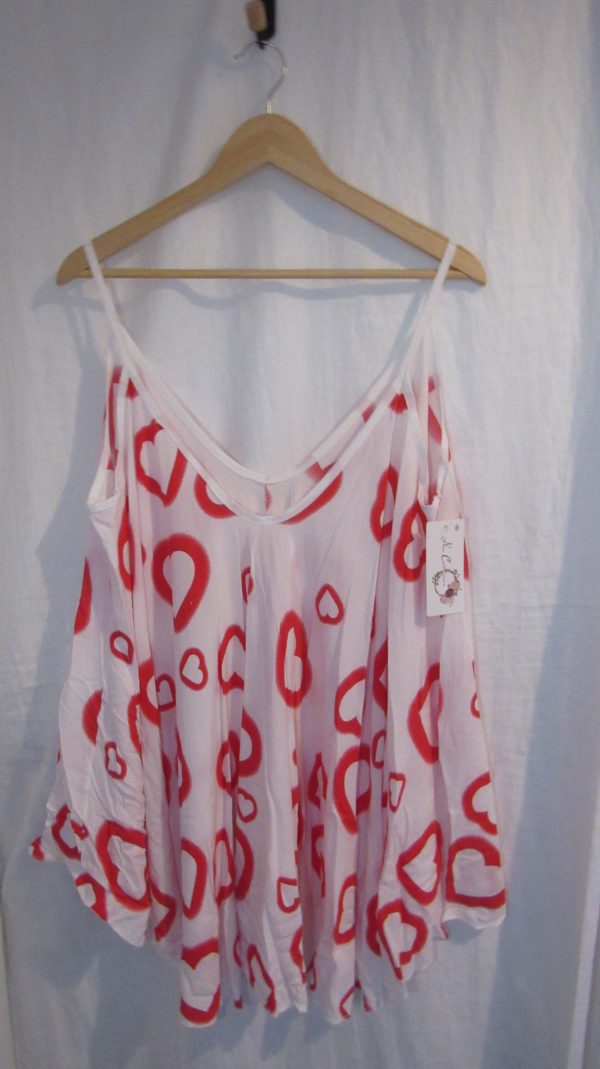 New Ladies Red Heart Vest Top One Size fits sizes 18 20 22 24
