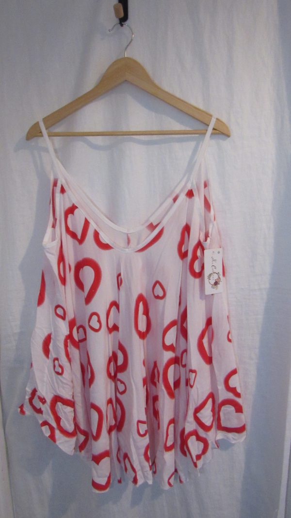 New Ladies Red Heart Vest Top One Size fits sizes 18 20 22 24 - Image 2