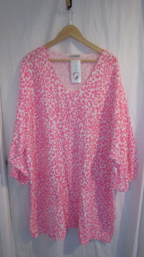New Ladies Pink Leopard Print Oversized tunic top One Size fits sizes 20 22 24 - Image 2