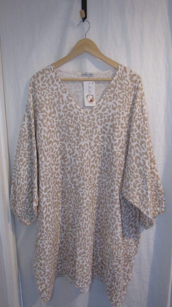 New Ladies Beige Leopard Print Oversized tunic top One Size fits sizes 20 22 24