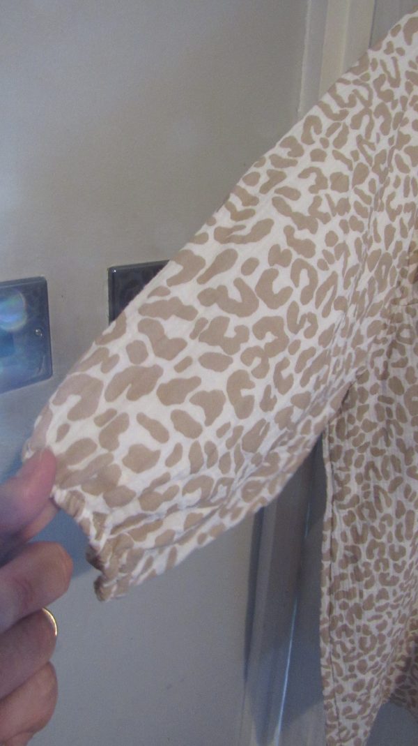 New Ladies Beige Leopard Print Oversized tunic top One Size fits sizes 20 22 24 - Image 5