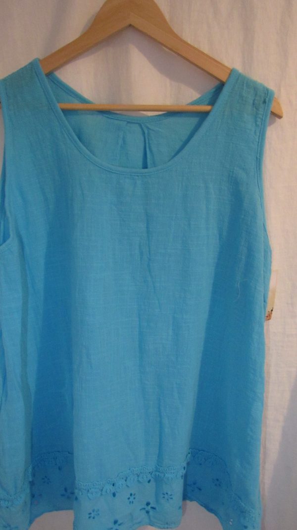 New Ladies Turquoise Blue Sleeveless Floral Trim Top One size fits sizes 14 16 18 20 - Image 3