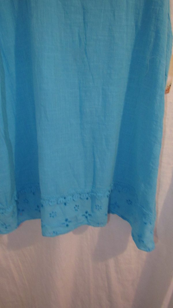 New Ladies Turquoise Blue Sleeveless Floral Trim Top One size fits sizes 14 16 18 20 - Image 4