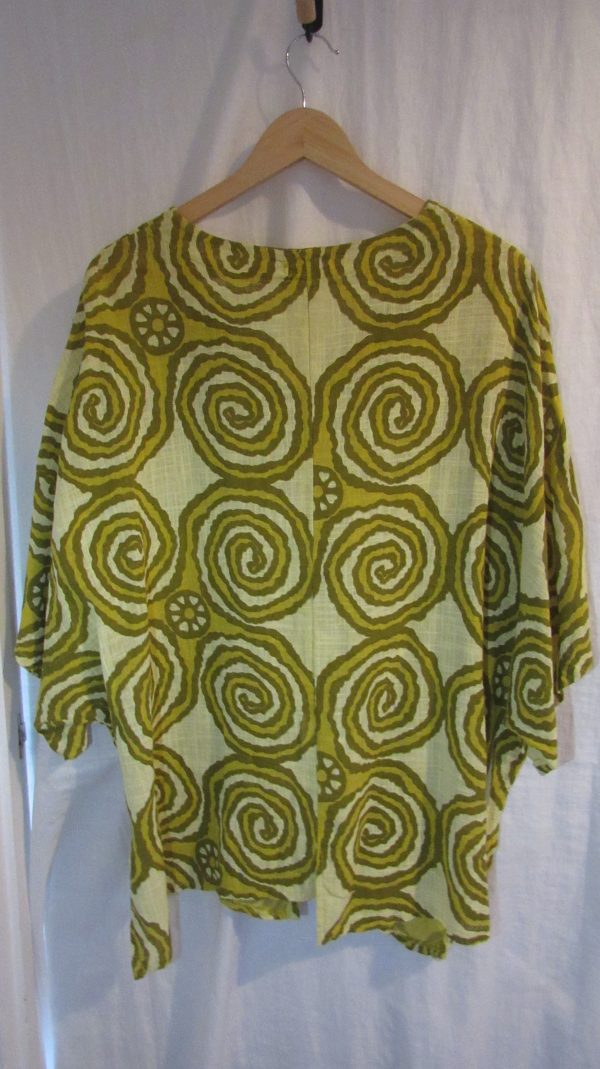 New Ladies Green Circle Top One Size fits sizes 16 18 20 22 NON RETURNABLE - Image 5