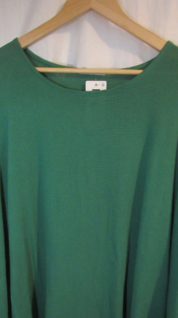 New Ladies Green Oversized Tunic Top One Size 20 22 24 26 NON RETURNABLE - Image 3