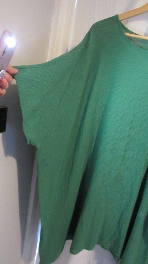 New Ladies Green Oversized Tunic Top One Size 20 22 24 26 NON RETURNABLE - Image 5