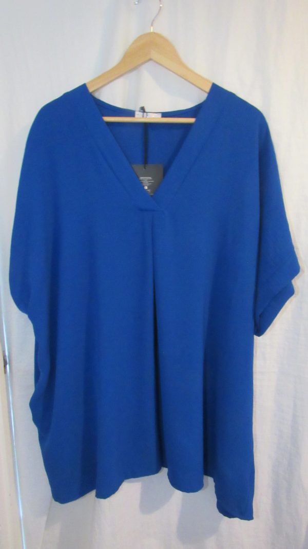 New Ladies Royal Blue V Neck Tunic Top Pocket One Size fits sizes 18 20 22 24 NON RETURNABLE