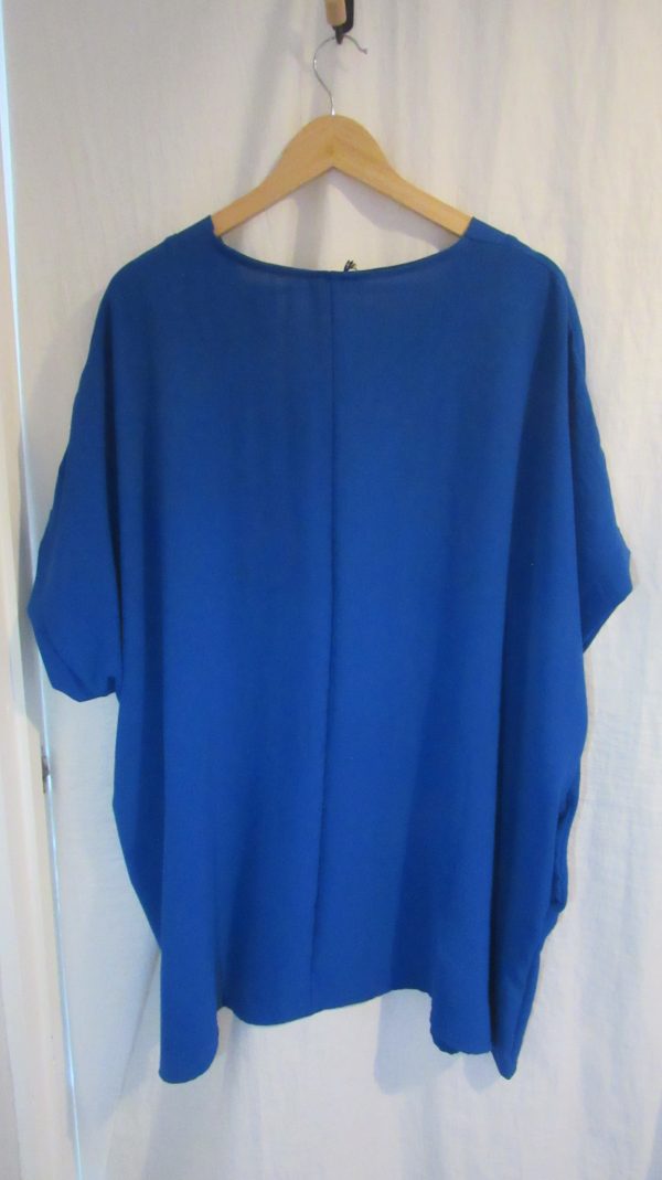 New Ladies Royal Blue V Neck Tunic Top Pocket One Size fits sizes 18 20 22 24 NON RETURNABLE - Image 5