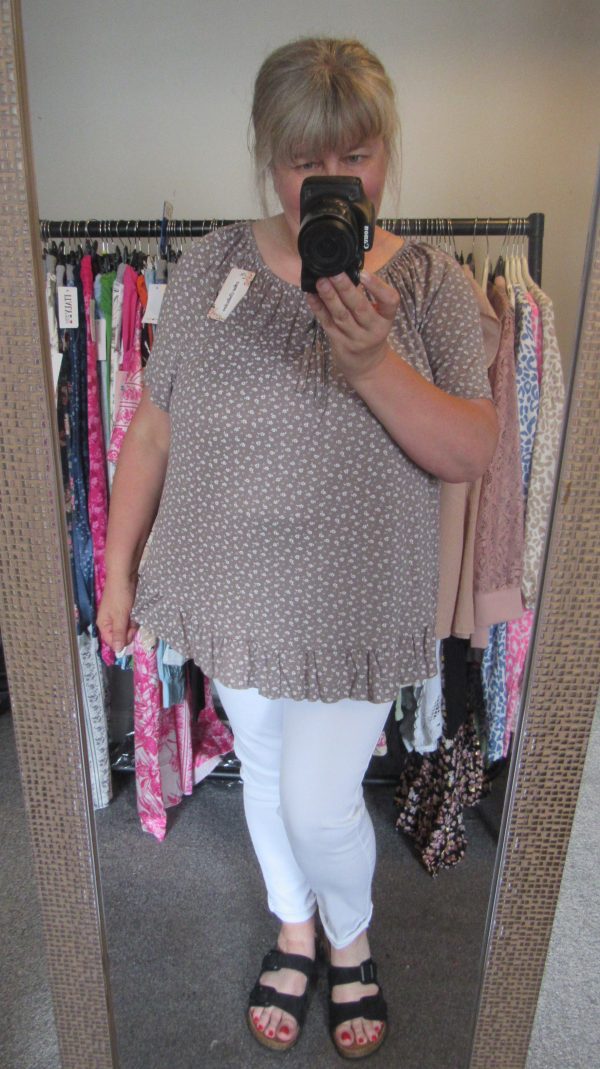 SALE SALE SALE New Ladies Mocha Floral Frill Top One size fits sizes 16 18 20 22 NON RETURNABLE - Image 5