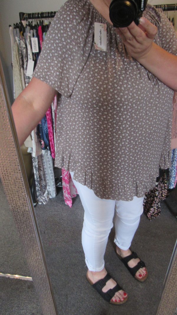 SALE SALE SALE New Ladies Mocha Floral Frill Top One size fits sizes 16 18 20 22 NON RETURNABLE - Image 7