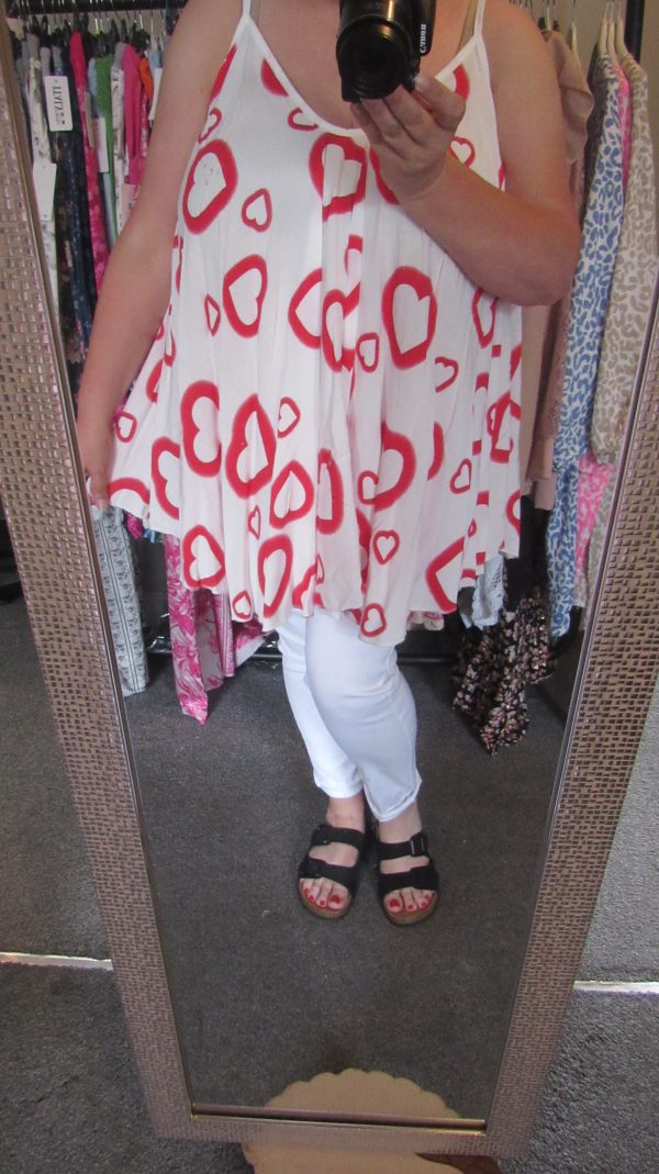 New Ladies Red Heart Vest Top One Size fits sizes 18 20 22 24 - Image 7