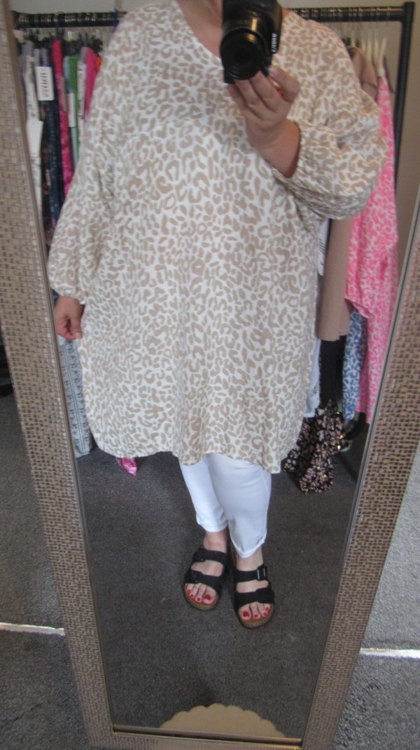 New Ladies Beige Leopard Print Oversized tunic top One Size fits sizes 20 22 24 - Image 8