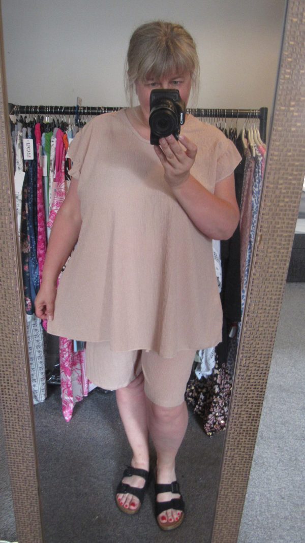 New Ladies Beige Ladies Shorts Set One Size fits sizes 18 20 22 - Image 5