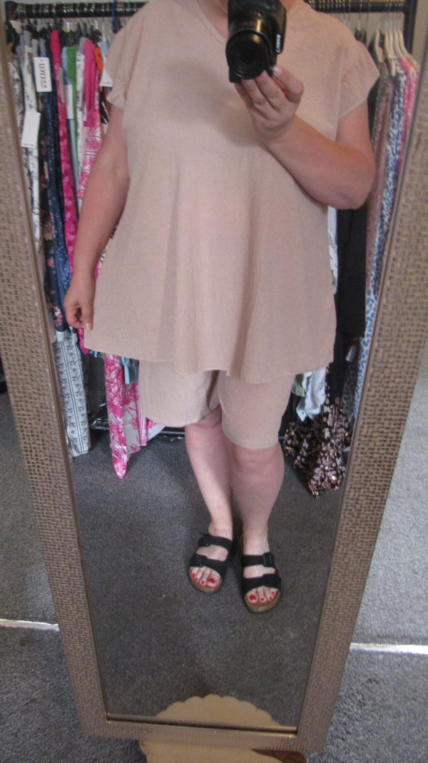New Ladies Beige Ladies Shorts Set One Size fits sizes 18 20 22 - Image 6