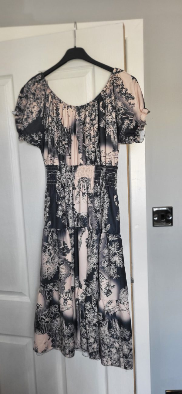 New Ladies Black Animal Print Tiered Dress One Size fits sizes 14 16 18 20 - Image 5