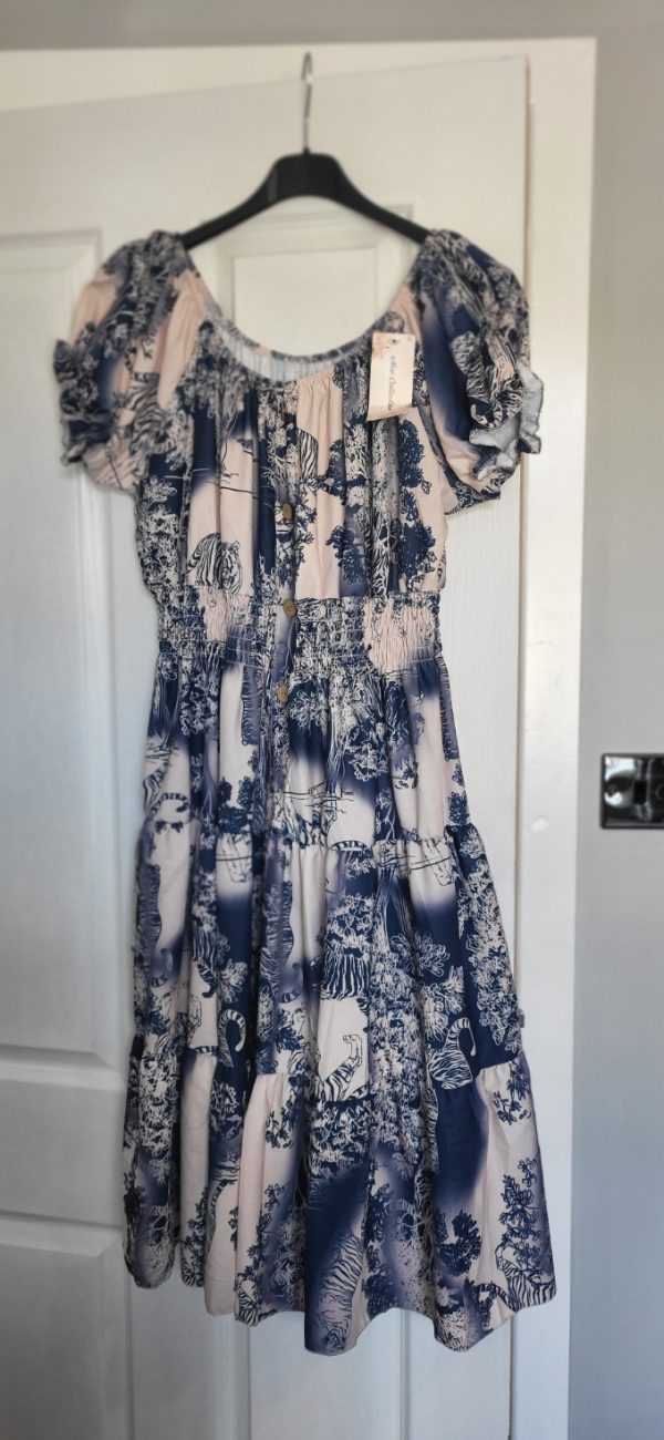 New Ladies Navy Blue Animal Print Tiered Dress One Size fits sizes 14 16 18 20 - Image 2