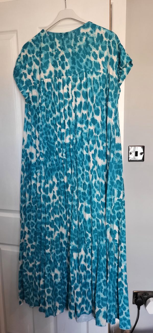 New Ladies Aqua Leopard Print Pleated Maxi Dress One Size fits sizes 14 16 18 20 - Image 6