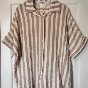 New Mocha and White Stripe Button Up Shirt One Size fits sizes 18 20 22 24