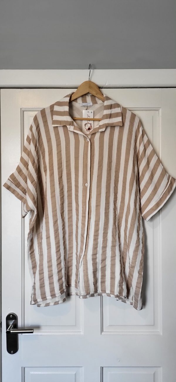 New Mocha and White Stripe Button Up Shirt One Size fits sizes 18 20 22 24 - Image 2