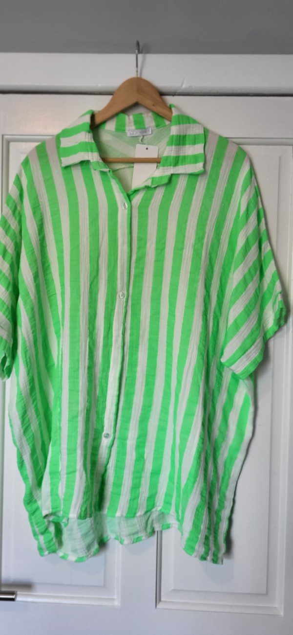 New Green and White Stripe Button Up Shirt One Size fits sizes 18 20 22 24 - Image 3