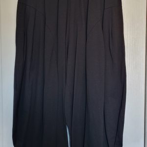 New Ladies Black 3/4 Length Wide Leg Trousers One size fits sizes 18 20 22 24