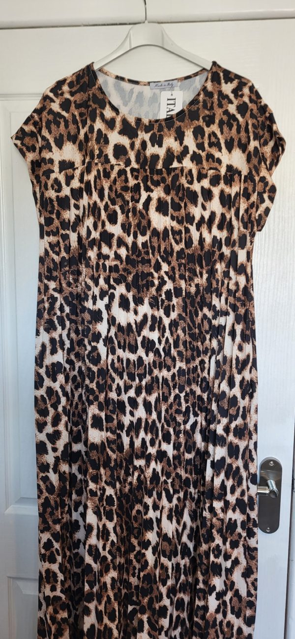 New Ladies Brown Leopard Print Pleated Maxi Dress One Size fits sizes 14 16 18 20 - Image 3