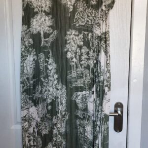 New Ladies Khaki Animal Print Pleated Maxi Dress One Size fits sizes 14 16 18 20