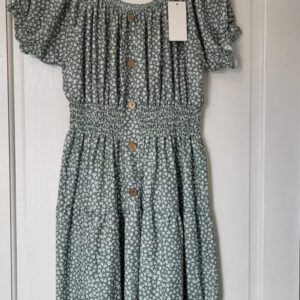 New Ladies Green Floral Tiered Dress One Size fits sizes 14 16 18 20