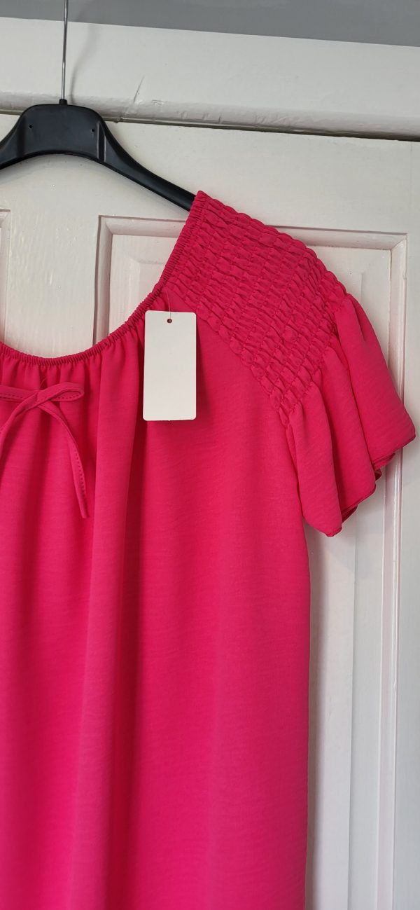 New Ladies Cerise Pink Ruffle Sleeve Top One Size fits sizes 16 18 20 22 - Image 3