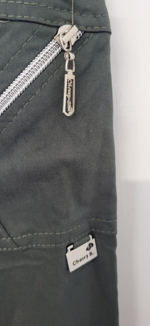 Cherry Berry Khaki 3/4 length stretchy trousers Size T7 UK 20 - Image 6
