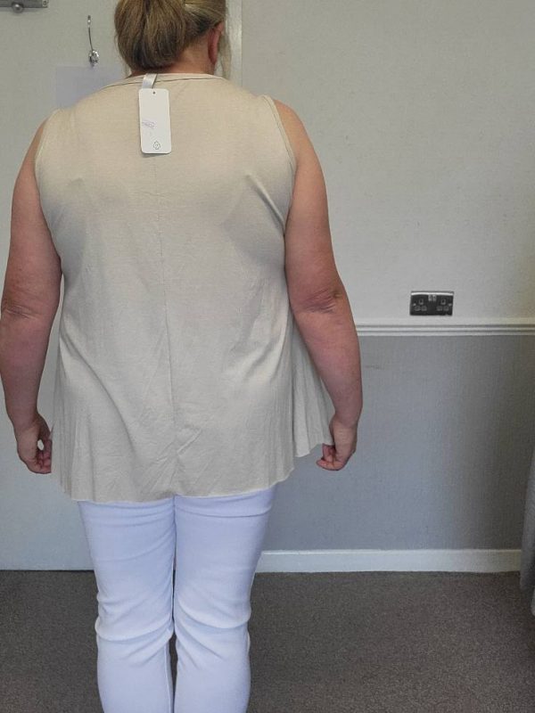 New Sleeveless Womens Beige Top One Size fits sizes 16 18 20 22 - Image 7
