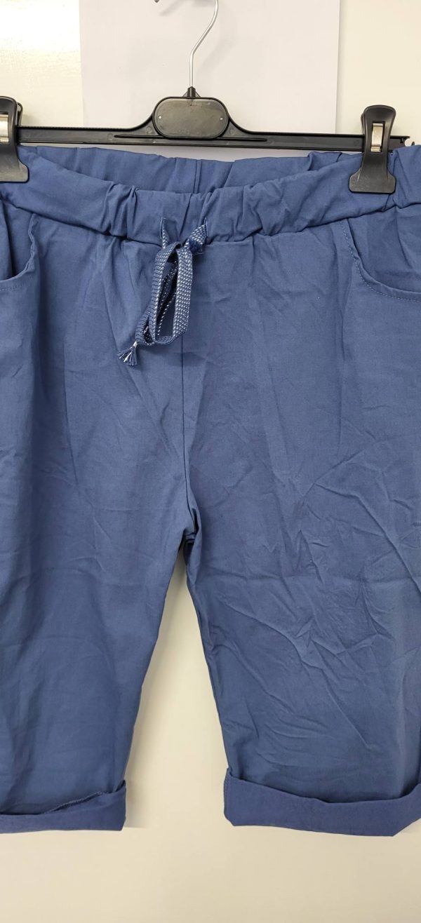 SALE SALE SALE NEW Ladies Denim Blue Magic Shorts Plus Size One Size Fits sizes 18 20 22 Size 2 NON RETURNABLE - Image 3