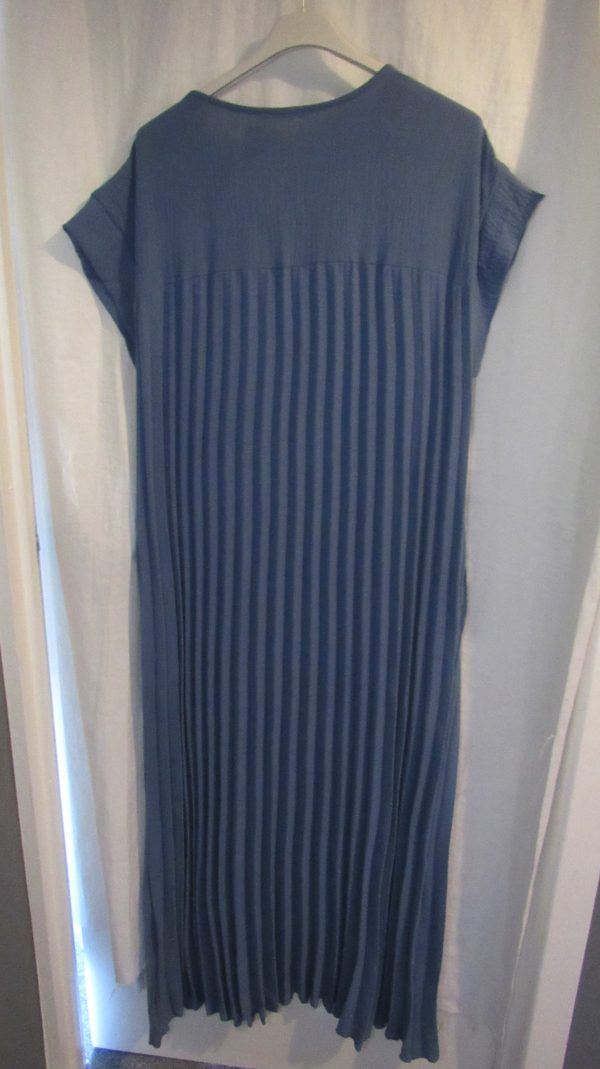 New Ladies Denim Blue Pleated Maxi Dress One Size fits sizes 14 16 18 20 - Image 5