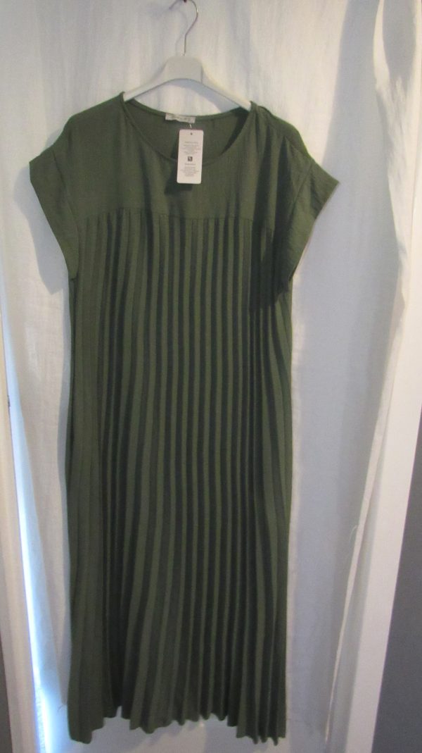 New Ladies Khaki Green Pleated Maxi Dress One Size fits sizes 14 16 18 20