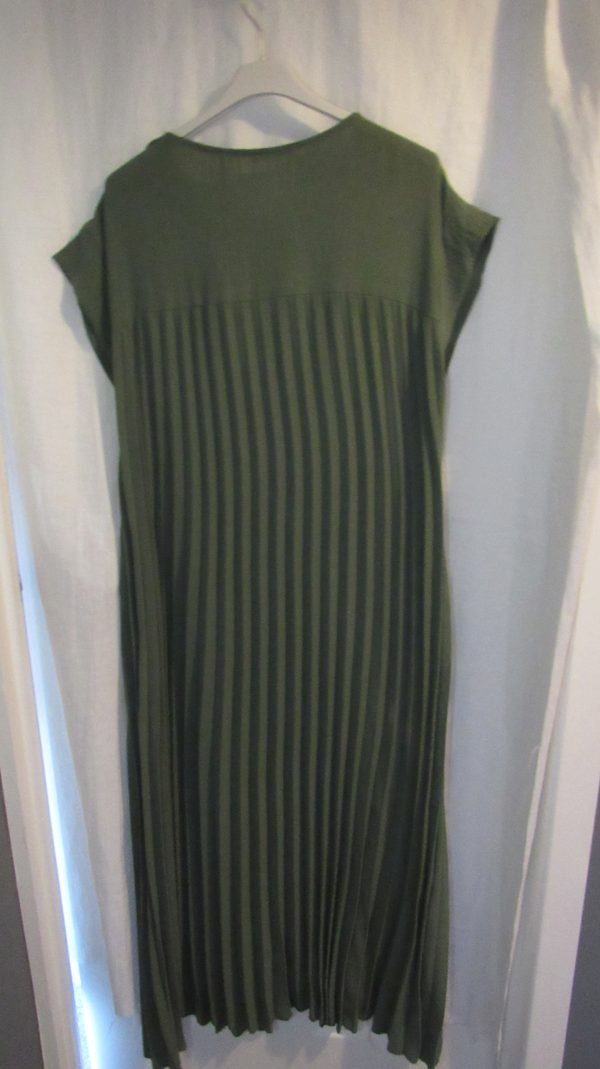 New Ladies Khaki Green Pleated Maxi Dress One Size fits sizes 14 16 18 20 - Image 5