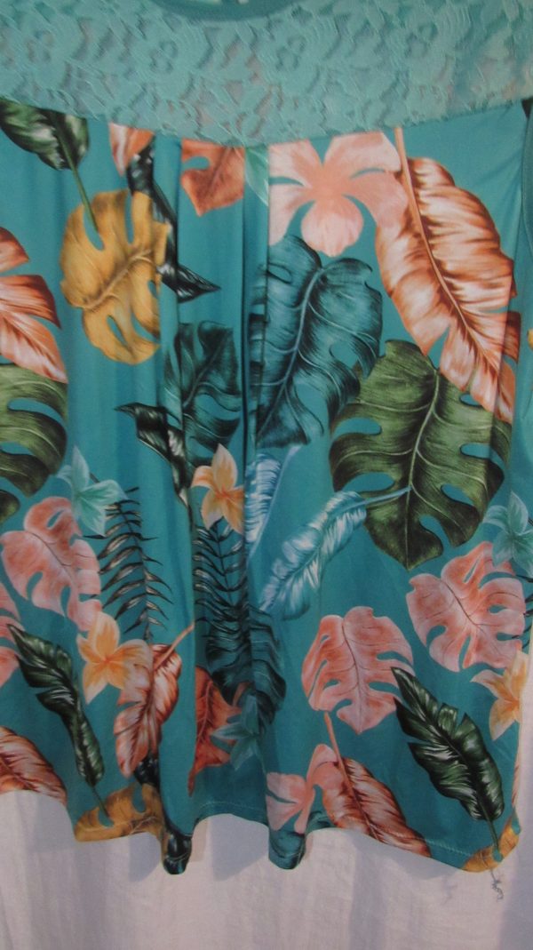 New Women's Mint Floral Sleeveless Top One Size fits sizes 16 18 20 22 - Image 4