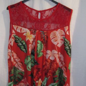 New Women’s Red Floral Sleeveless Top One Size fits sizes 16 18 20 22