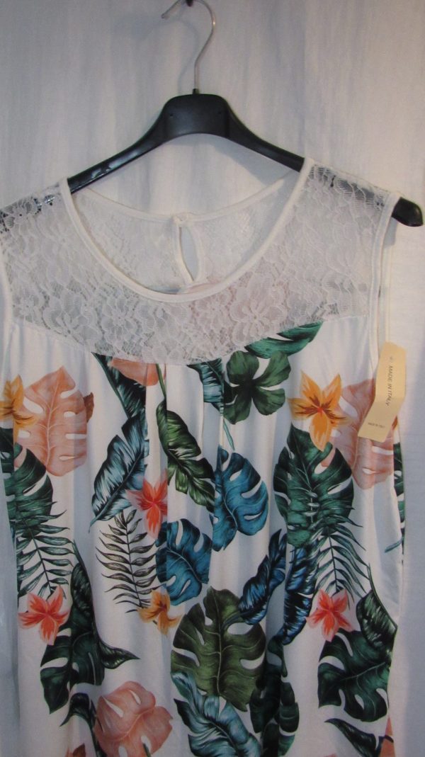 New Women’s White Floral Sleeveless Top One Size fits sizes 16 18 20 22 - Image 3