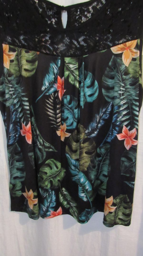 New Women’s Black Floral Sleeveless Top One Size fits sizes 16 18 20 22 - Image 4
