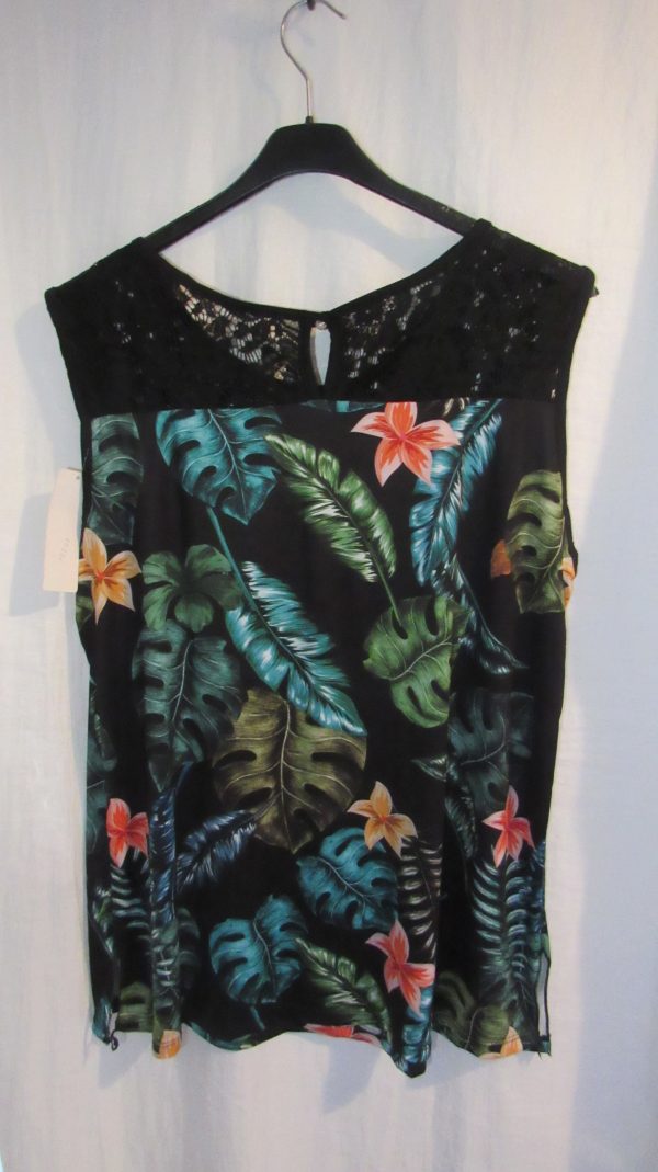 New Women’s Black Floral Sleeveless Top One Size fits sizes 16 18 20 22 - Image 5