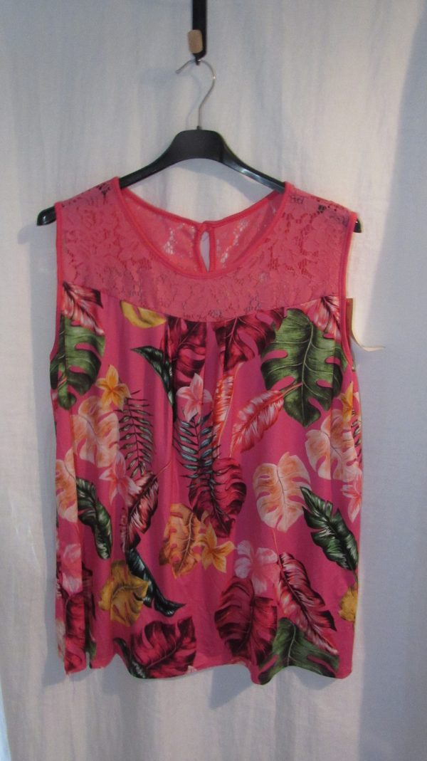 New Women’s Pink Floral Sleeveless Top One Size fits sizes 16 18 20 22 - Image 2