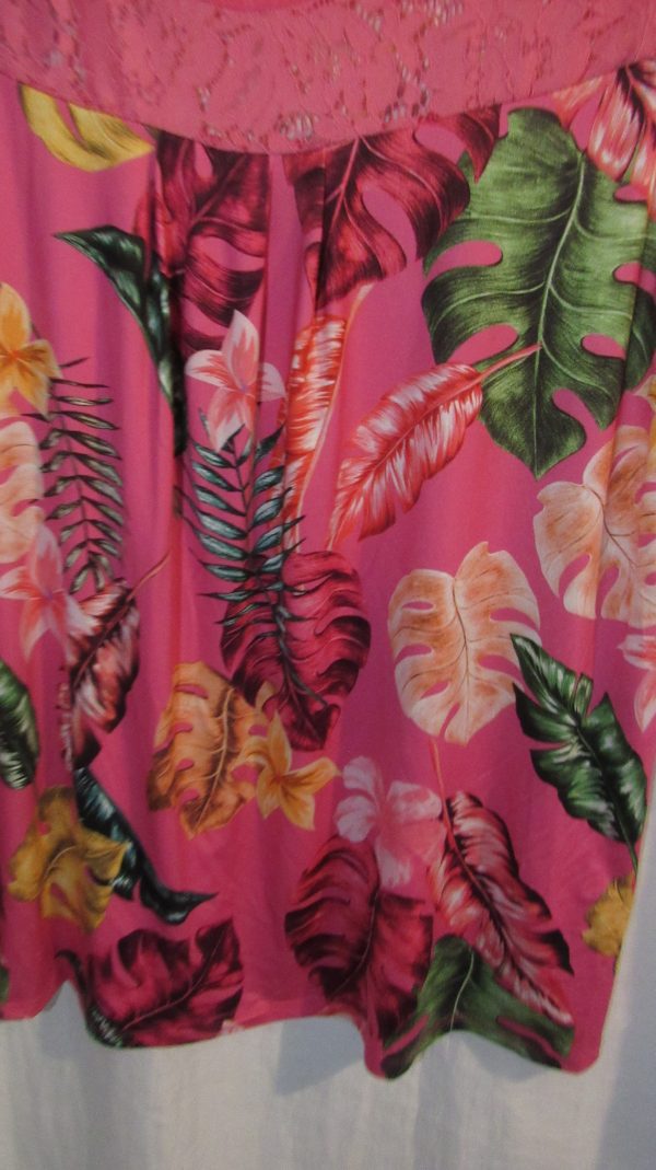 New Women’s Pink Floral Sleeveless Top One Size fits sizes 16 18 20 22 - Image 4