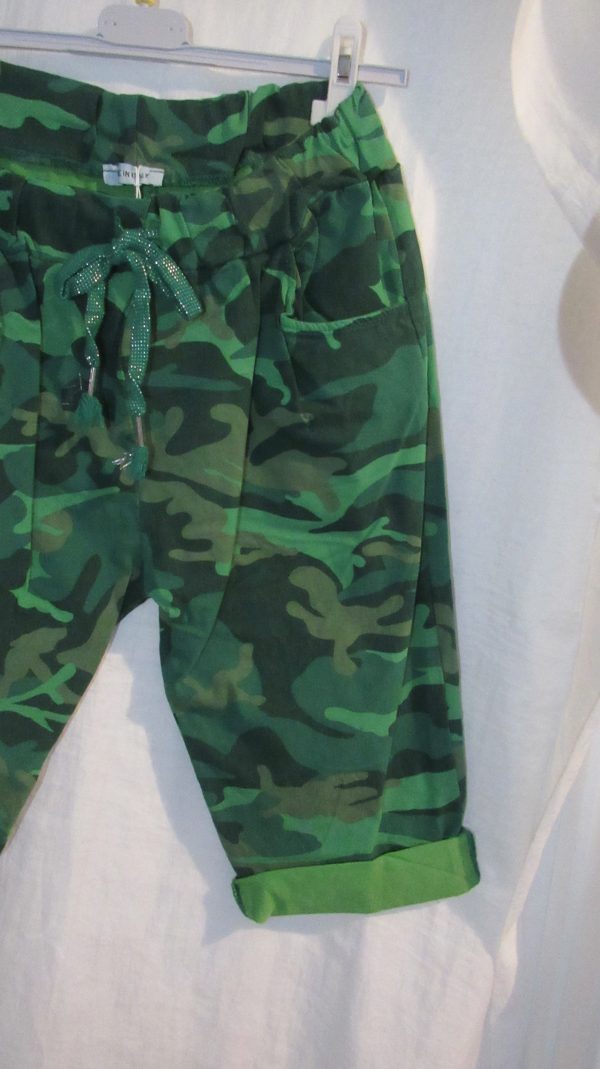 New Green Camo Knee Length Stretchy Magic Shorts One Size fits sizes 12 14 16 Special Price non returnable - Image 5