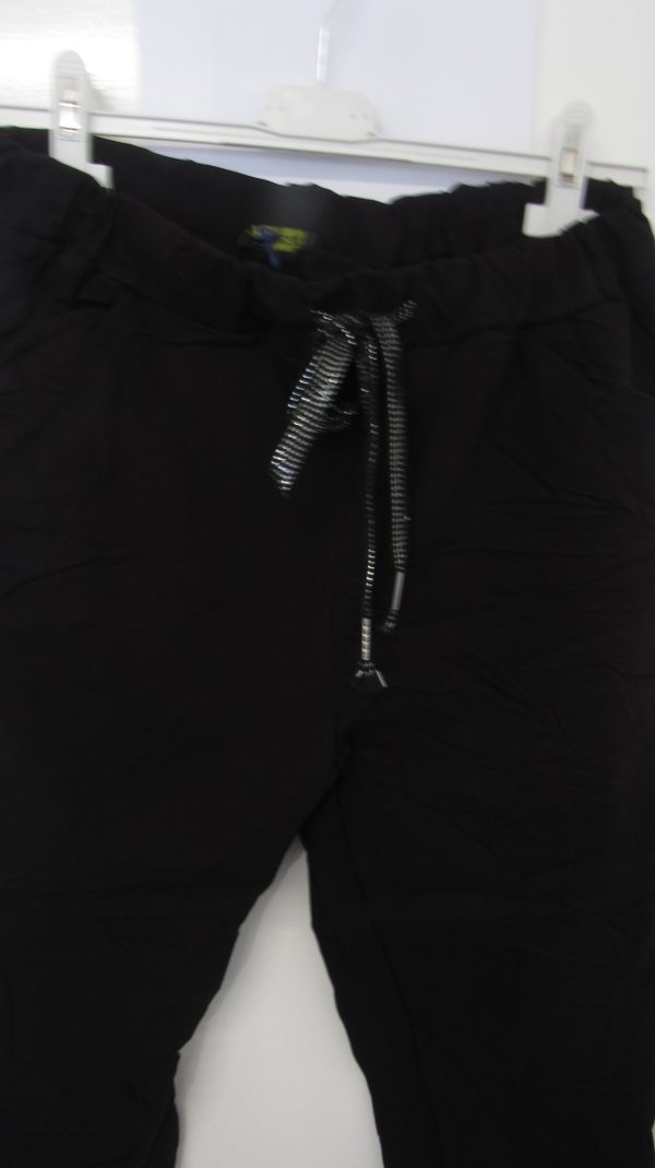 NEW Ladies Black Stretchy Crinkle Magic Trousers One Size Fits 10 12 14 16 - Image 3