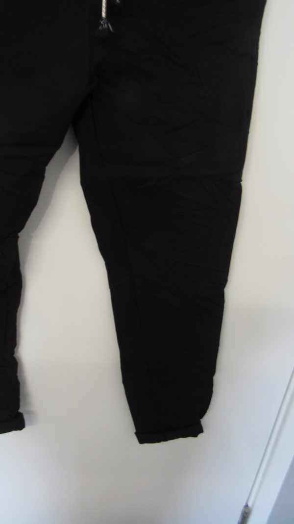 NEW Ladies Black Stretchy Crinkle Magic Trousers One Size Fits 10 12 14 16 - Image 4