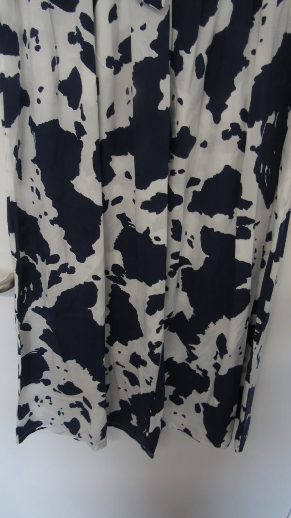 New Ladies Navy Blue with White Wide Leg Trousers One Size fits sizes 18 20 22 - Image 3