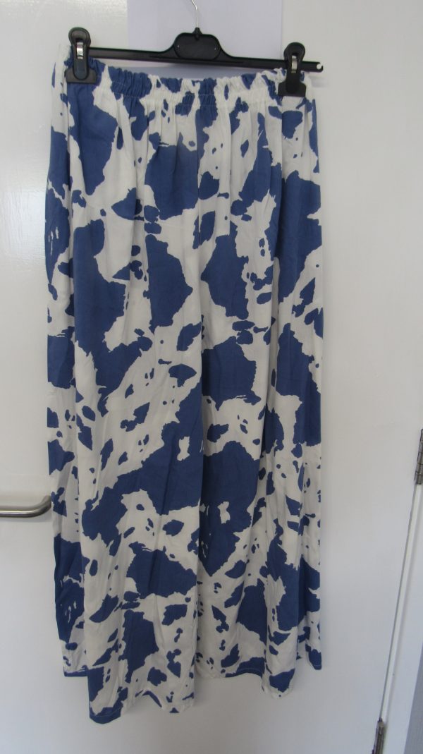 New Ladies Denim Blue with White Wide Leg Trousers One Size fits sizes 18 20 22 - Image 6