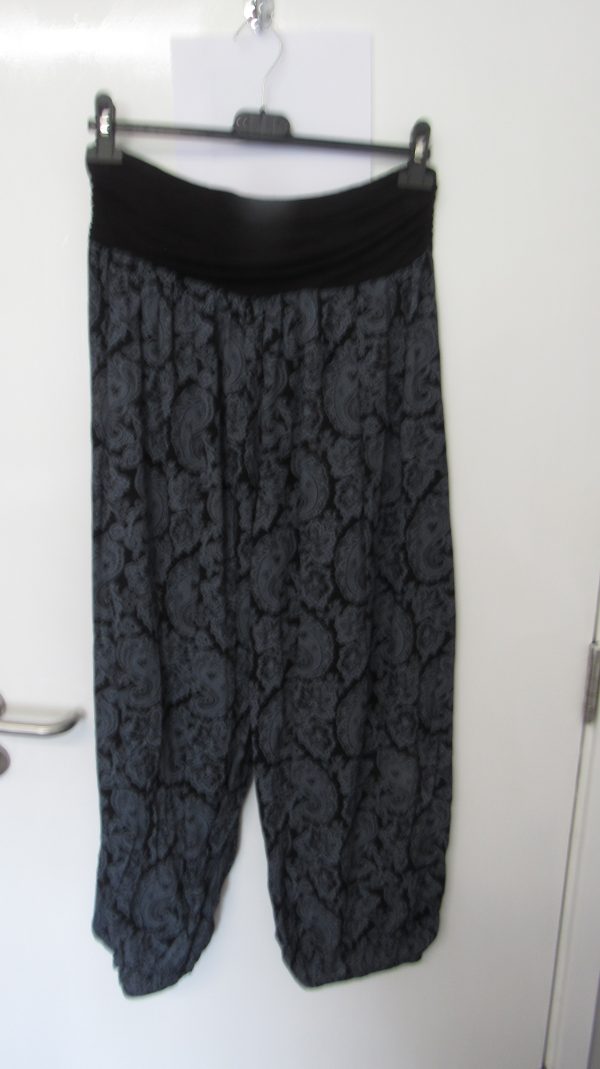 New Ladies Black Floral Harem Pants One Size fits sizes 16 18 20