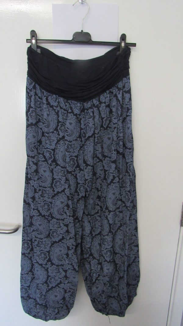 New Ladies Blue Floral Harem Pants One Size fits sizes 16 18 20